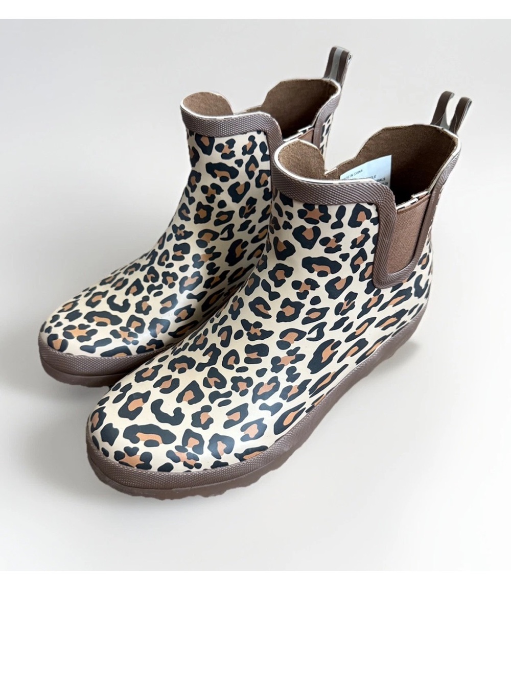 Gardenline Womens Size 7 Rubber Ankle Rain Boots Brown Leopard Print